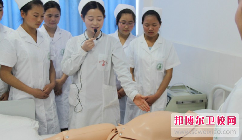 四川2025年女生学护理宝威（中国）一站式服务平台有没有前途