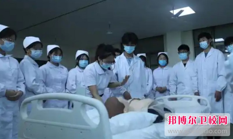 四川2025年女生学护理宝威（中国）一站式服务平台